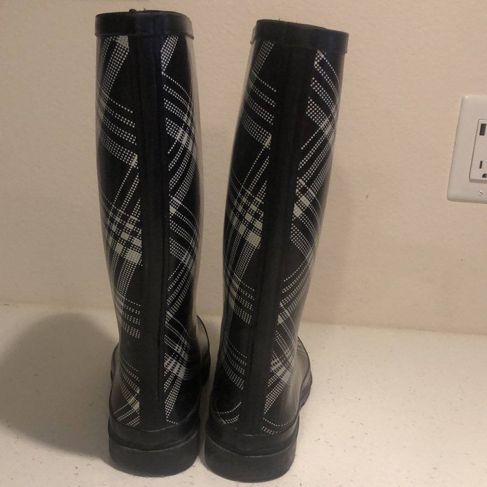 Rain boots - Picture 3 of 3